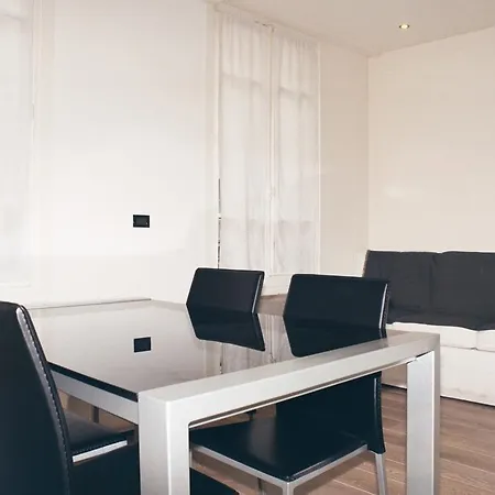 Marais Saint Paul Id 238